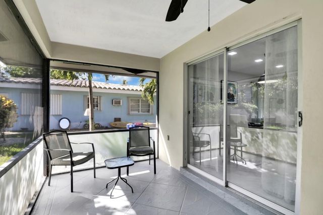 3218 SE 11TH Street A, Pompano Beach, FL 33062