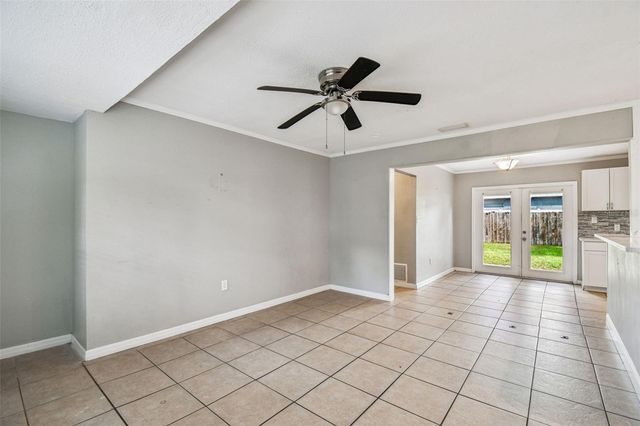 1507 W LE COMPTE DRIVE, Tampa, FL 33604