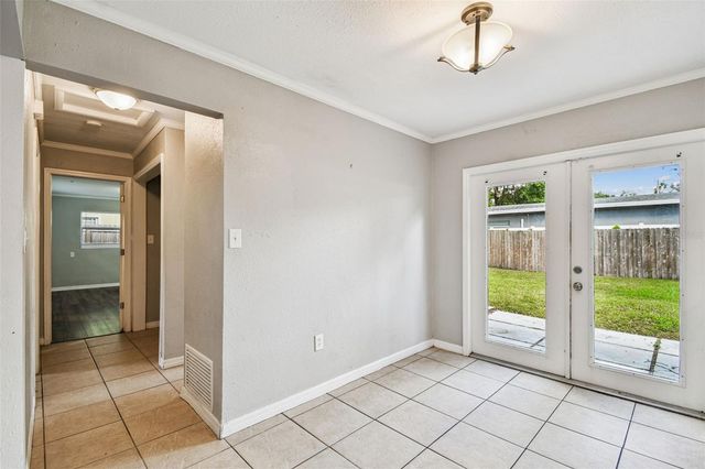 1507 W LE COMPTE DRIVE, Tampa, FL 33604