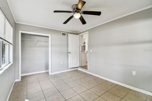 1507 W LE COMPTE DRIVE, Tampa, FL 33604
