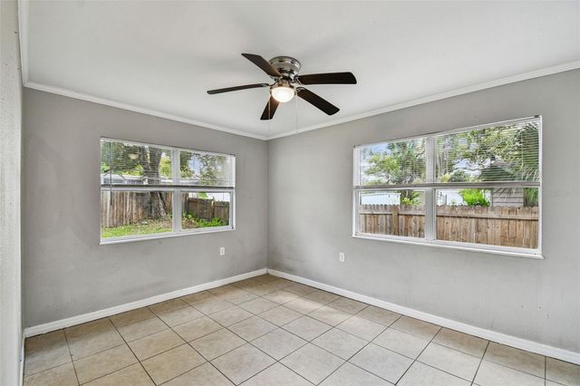 1507 W LE COMPTE DRIVE, Tampa, FL 33604