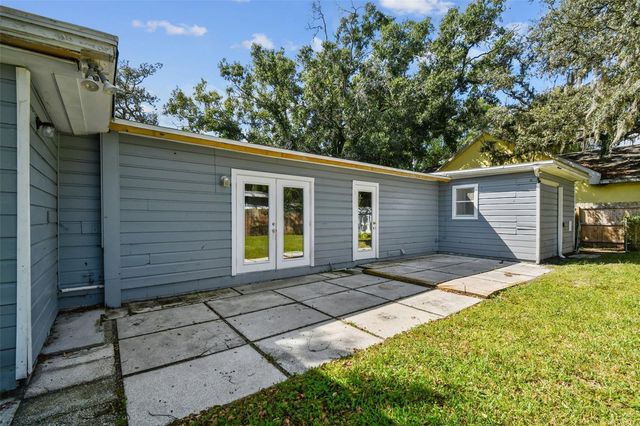 1507 W LE COMPTE DRIVE, Tampa, FL 33604