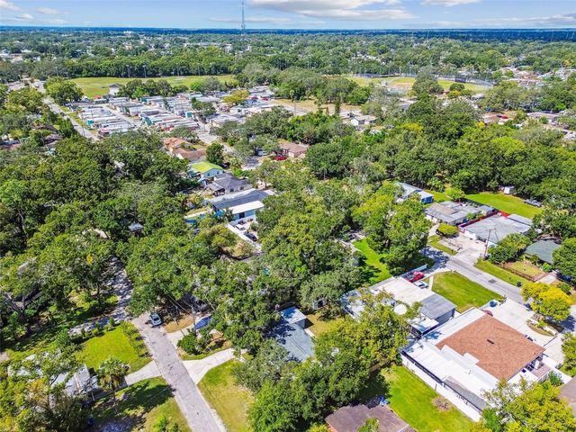 1507 W LE COMPTE DRIVE, Tampa, FL 33604