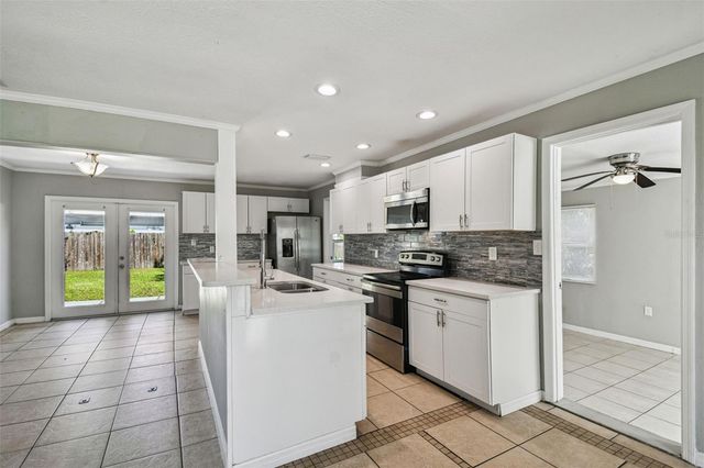1507 W LE COMPTE DRIVE, Tampa, FL 33604