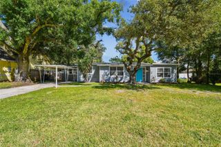 1507 W LE COMPTE DRIVE, Tampa, FL 33604