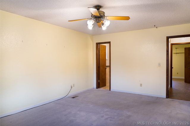 9604 E 25th Place, Tulsa, OK 74129