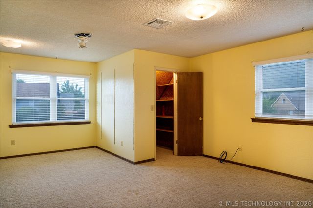 9604 E 25th Place, Tulsa, OK 74129