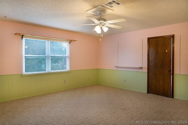 9604 E 25th Place, Tulsa, OK 74129