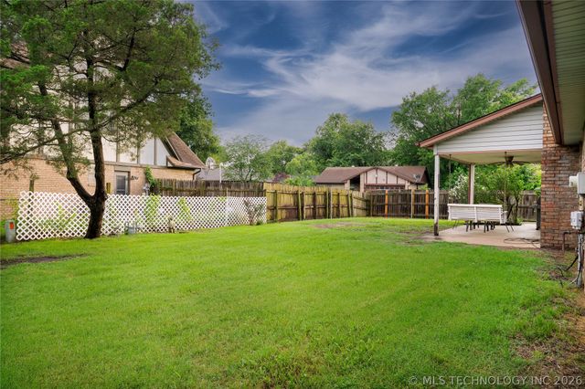 9604 E 25th Place, Tulsa, OK 74129