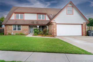 9604 E 25th Place, Tulsa, OK 74129