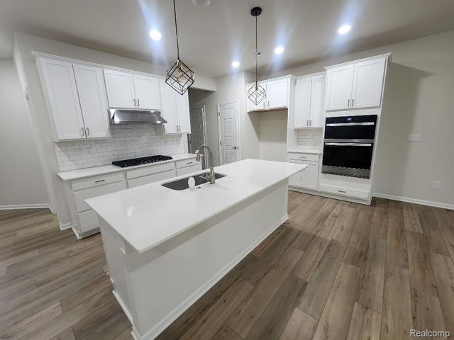 1459 Arcadia Drive, Milford Charter Township, MI 48381