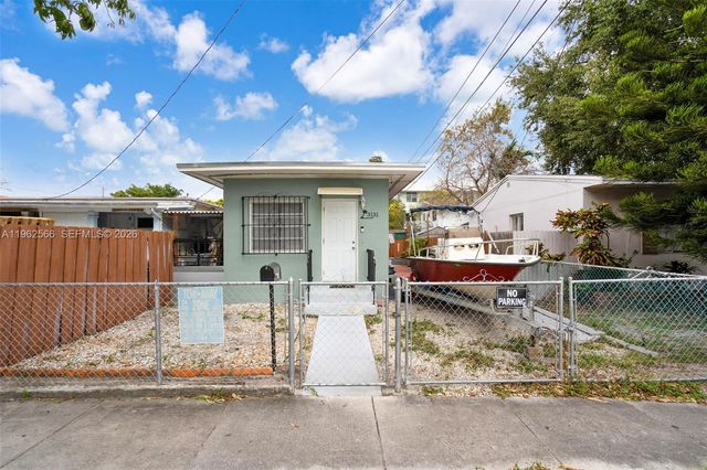 941 SW 31st Ct, Miami, FL 33135