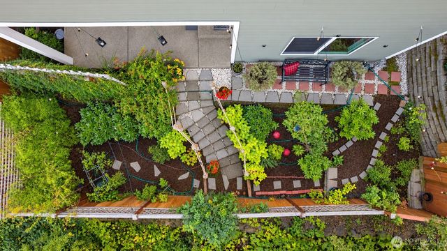 2744 S 120th Place, Burien, WA 98168