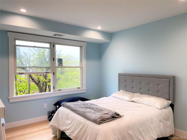 40 Trenton Avenue, Long Beach, NY 11561