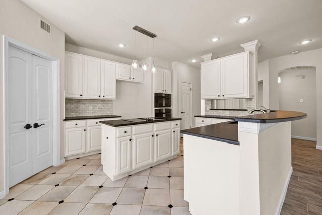10100 Scull Creek DR, Austin, TX 78730