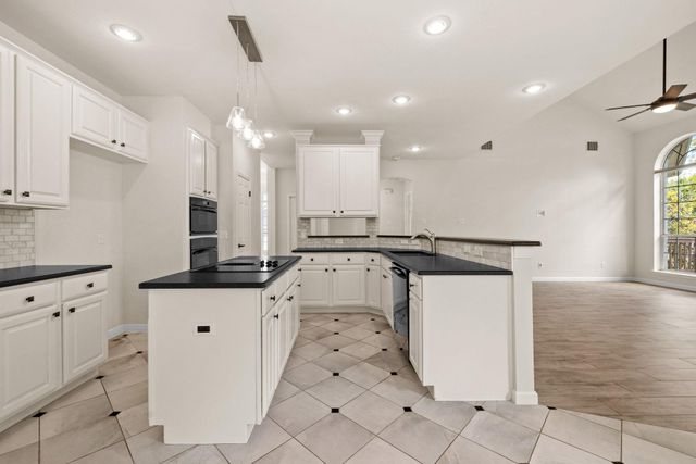 10100 Scull Creek DR, Austin, TX 78730