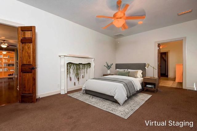 879 E Westchester Drive, Springfield, MO 65810
