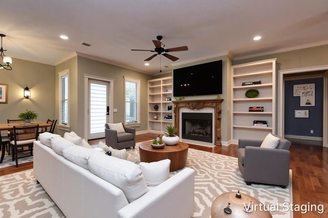 879 E Westchester Drive, Springfield, MO 65810