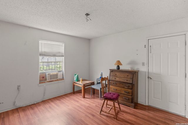 918 CECILIA ST, San Antonio, TX 78207