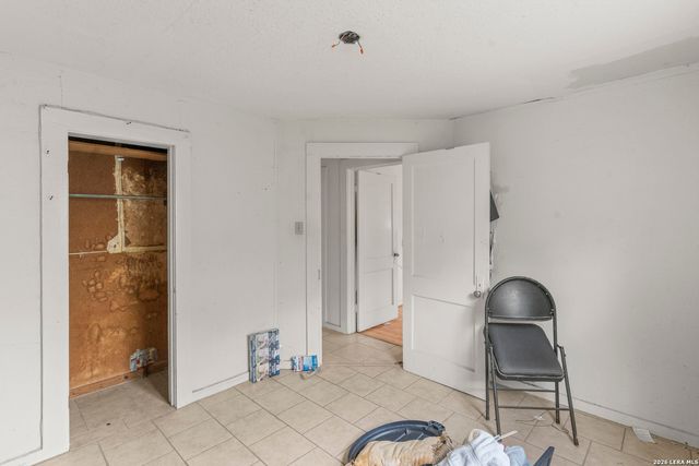 918 CECILIA ST, San Antonio, TX 78207