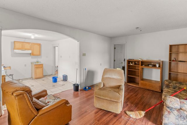 918 CECILIA ST, San Antonio, TX 78207