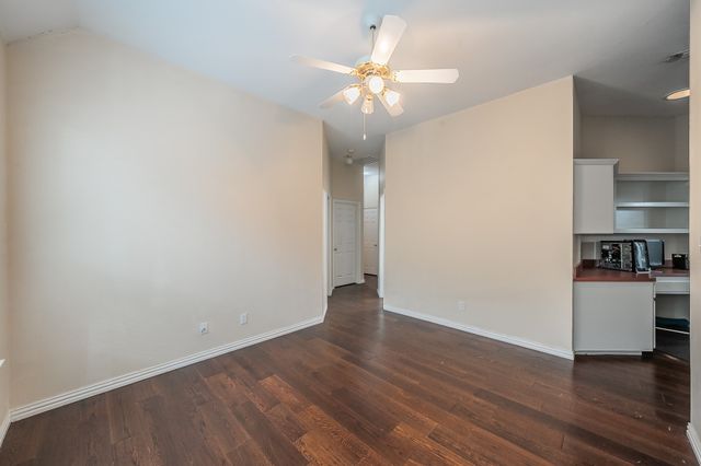 2306 Bear Run Road, Arlington, TX 76001