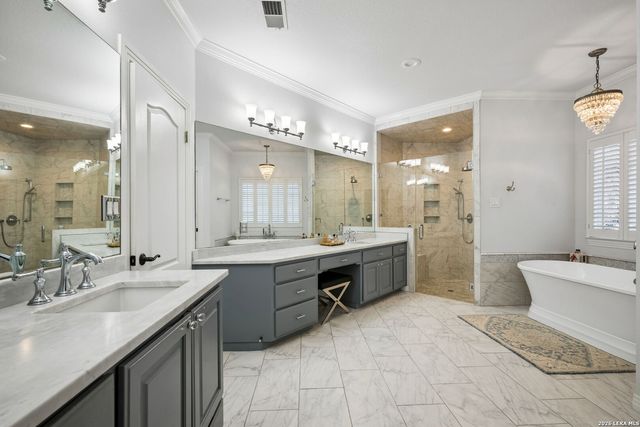 10 Inwood Knoll, San Antonio, TX 78248