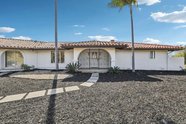 2918 Los Campos Drive, Fallbrook, CA 92028