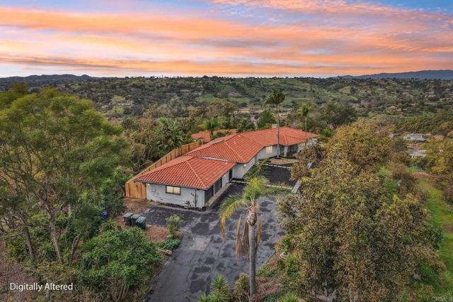2918 Los Campos Drive, Fallbrook, CA 92028