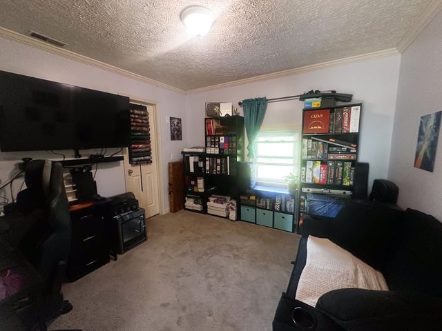 831 Philippi Rd, Wartrace, TN 37183