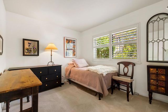 136 S Jayton Lane, Encinitas, CA 92024