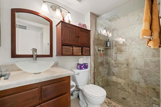 136 S Jayton Lane, Encinitas, CA 92024