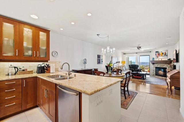 136 S Jayton Lane, Encinitas, CA 92024