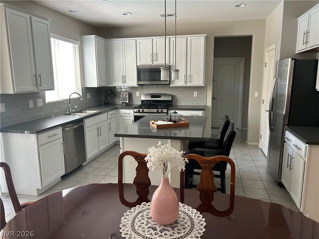 1217 West Arc Dome Avenue, North Las Vegas, NV 89031