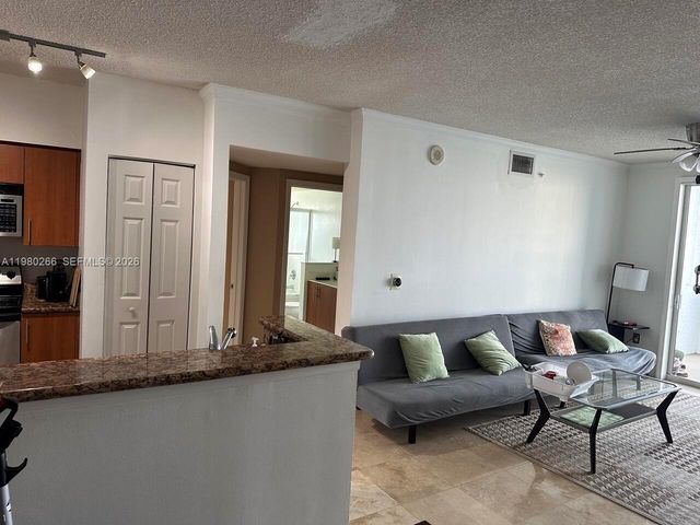 17100 N Bay Road 1904, Sunny Isles Beach, FL 33160