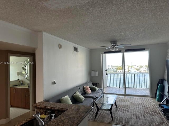 17100 N Bay Road 1904, Sunny Isles Beach, FL 33160