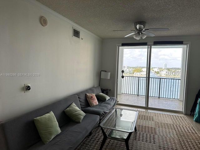 17100 N Bay Road 1904, Sunny Isles Beach, FL 33160