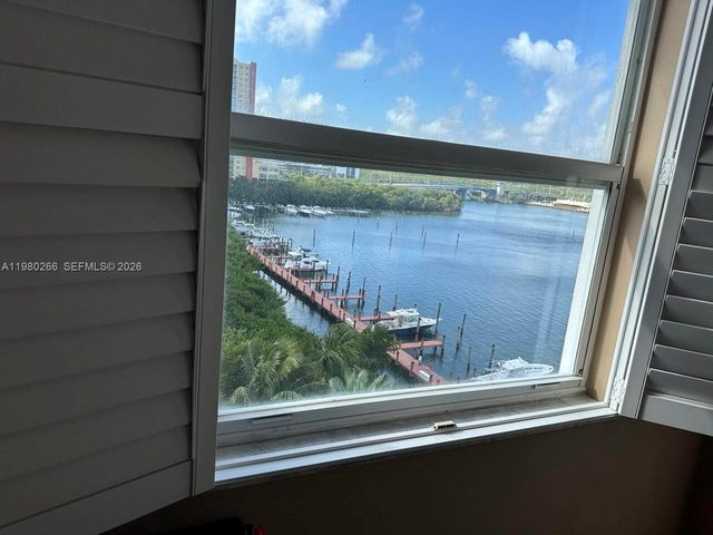17100 N Bay Road 1904, Sunny Isles Beach, FL 33160