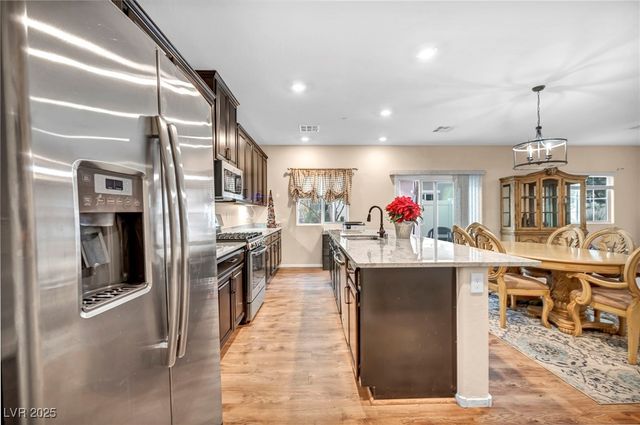 4465 Shimmering Skies Street 1178, North Las Vegas, NV 89031