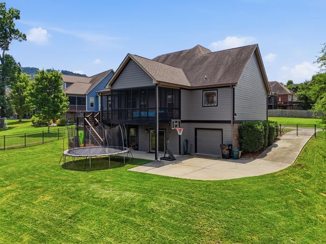 7645 Peppertree Drive, Ooltewah, TN 37363