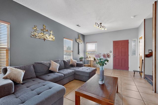 8401 Magenta Road NW, Albuquerque, NM 87120