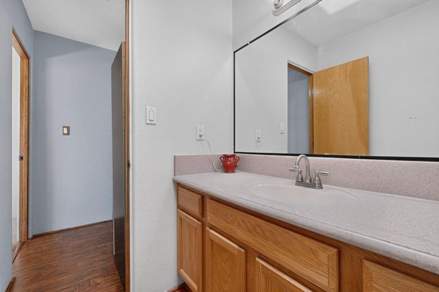 8401 Magenta Road NW, Albuquerque, NM 87120