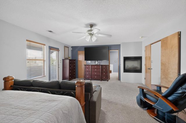 8401 Magenta Road NW, Albuquerque, NM 87120
