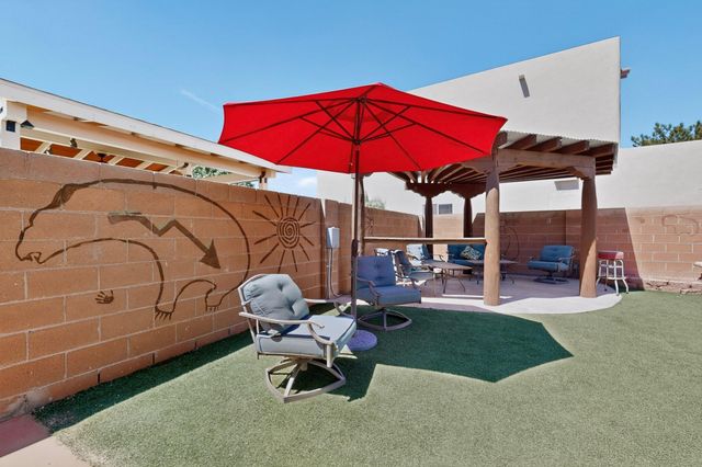 8401 Magenta Road NW, Albuquerque, NM 87120