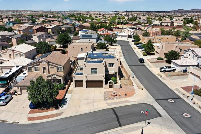 8401 Magenta Road NW, Albuquerque, NM 87120