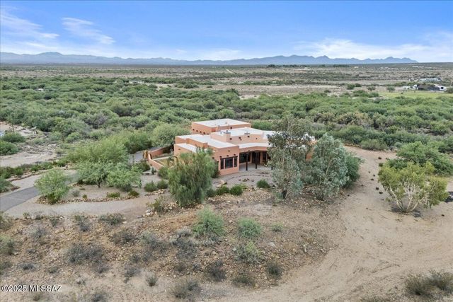 9743 S Calle De Buena Vista, Safford, AZ 85546