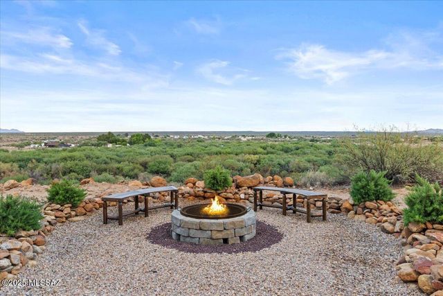 9743 S Calle De Buena Vista, Safford, AZ 85546