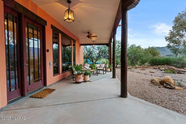 9743 S Calle De Buena Vista, Safford, AZ 85546