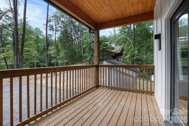338 Hawks Terrace, Lake Lure, NC 28746