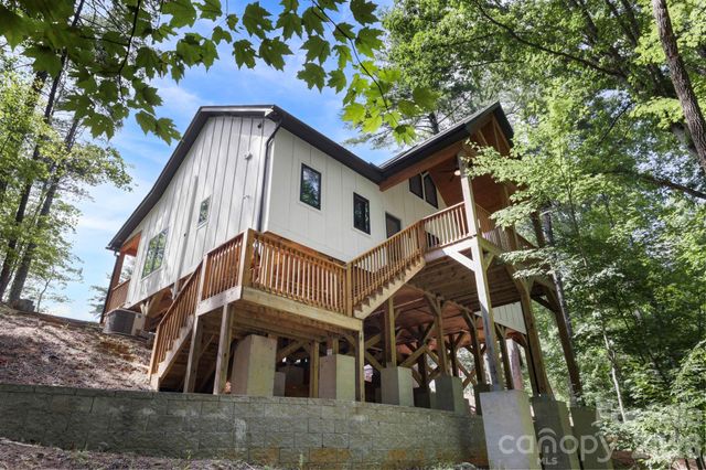 338 Hawks Terrace, Lake Lure, NC 28746